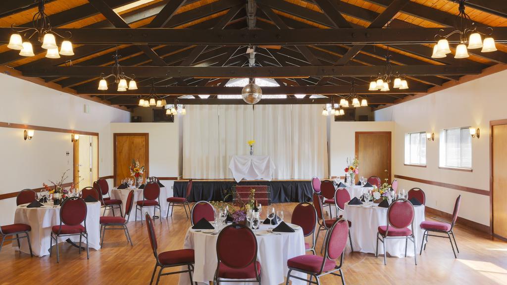 גארברוויל Benbow Historic Inn מראה חיצוני תמונה