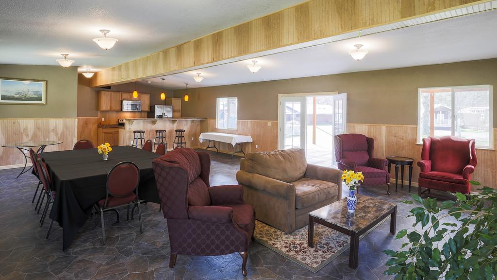 גארברוויל Benbow Historic Inn מראה חיצוני תמונה
