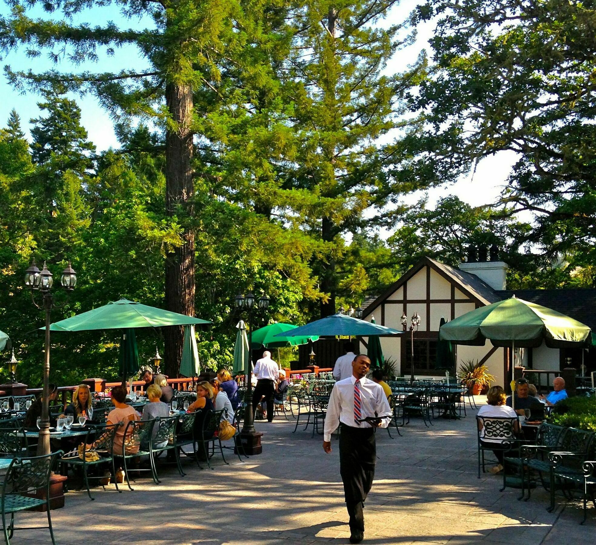 גארברוויל Benbow Historic Inn מראה חיצוני תמונה