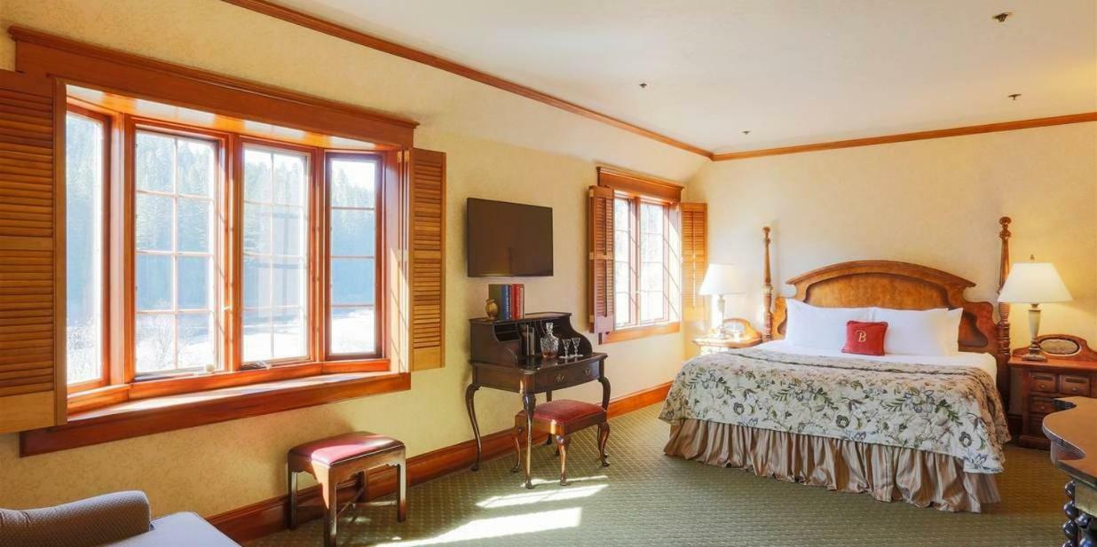 גארברוויל Benbow Historic Inn מראה חיצוני תמונה